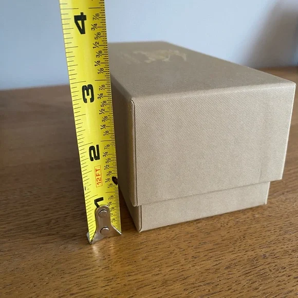 Burberry Box - Picture 7 of 7